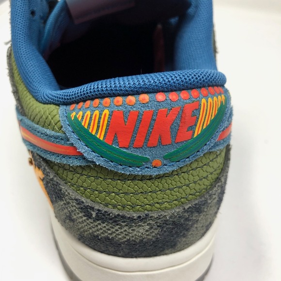 Nike Dunk Low Siempre Familia Sneakers Carbon Green Rift Blue Sail Mens 8.5 - Picture 14 of 16